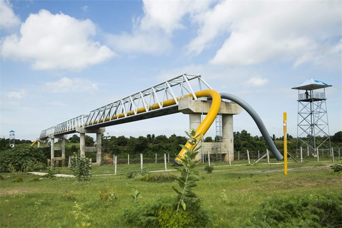 中緬油氣管道跨越河段。中油國際管道公司供圖