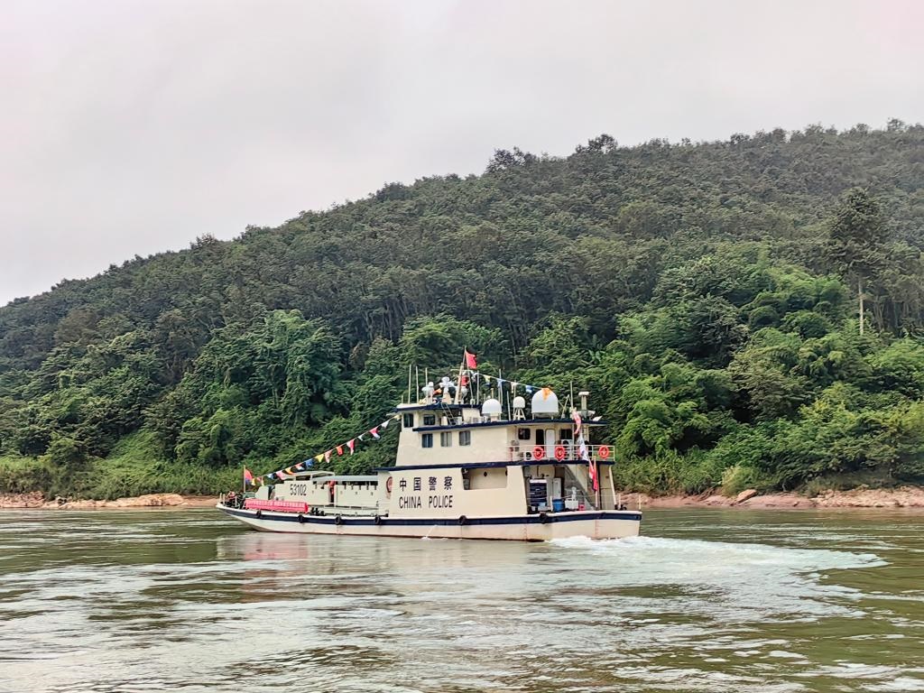 中方53102艇途經(jīng)關(guān)累港水域。（云南省公安廳水上巡邏總隊(duì)供圖）