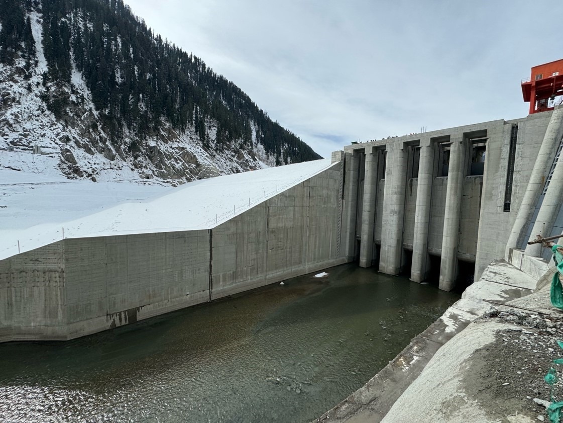 2月28日攝于蘇吉吉納里水電站溢洪道。中國(guó)能建葛洲壩集團(tuán)供圖