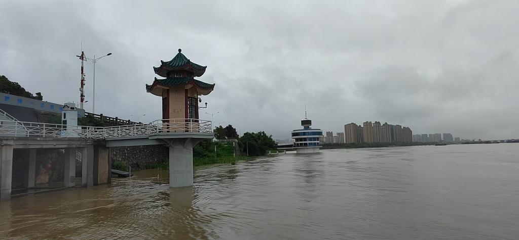 圖為洞庭湖的標志性水文站城陵磯站，也被稱為洞庭湖及長江流域水情“晴雨表”。（湖南省洞庭湖水利事務中心供圖）