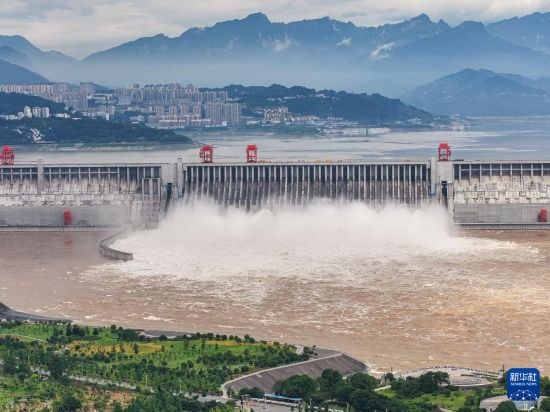 7月20日拍攝的三峽樞紐工程（無人機(jī)照片）。